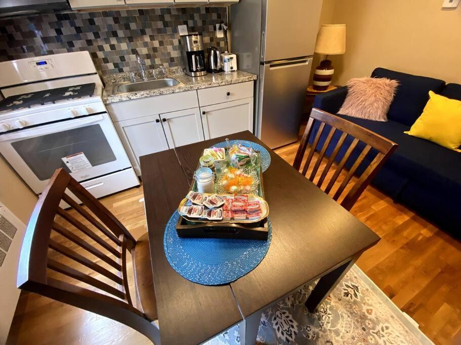 Cozy Boston Getaway Apartment! Free Parking 外观 照片